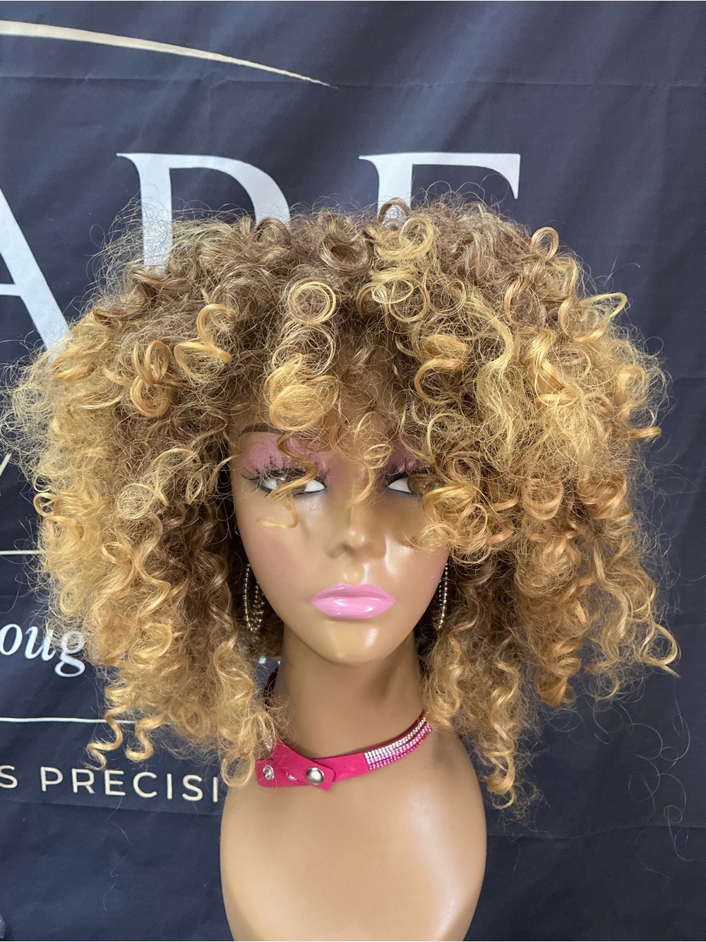 Natural Tight Curly Women’s Wig in Honey Blonde - Unbranded